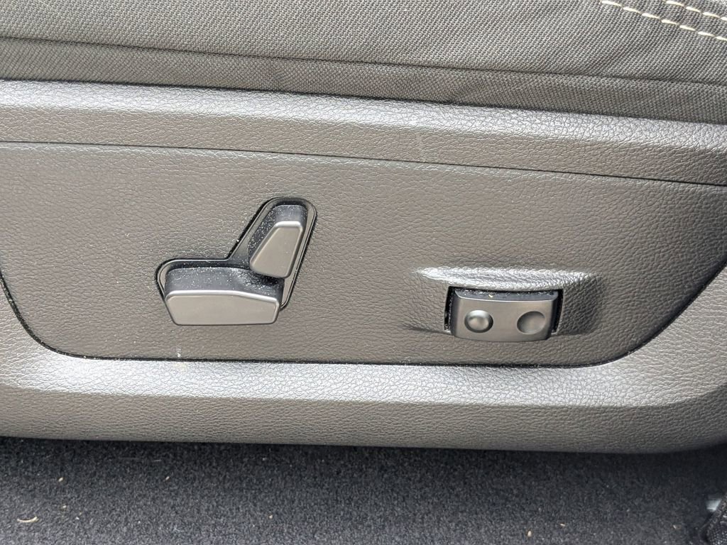 Used 2024 RAM 1500 Classic Warlock w/ Trailer & Traction Group image 20