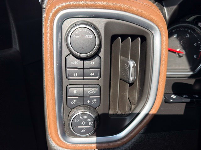 Used 2020 Chevrolet Silverado 2500 High Country w/ Z71 Off-Road Package AWD/4WD image 29