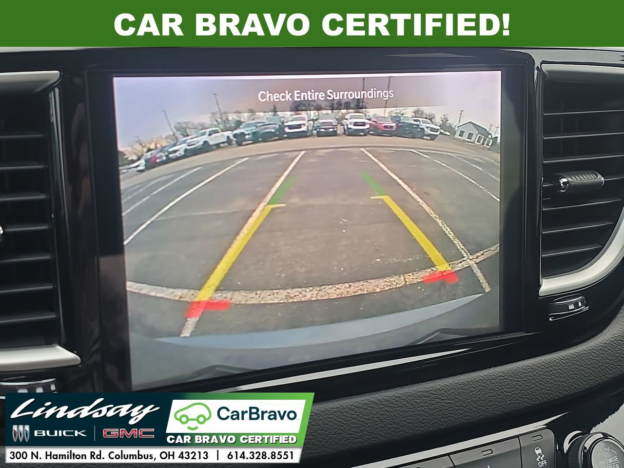 Used 2025 Chrysler Pacifica Select FWD image 16