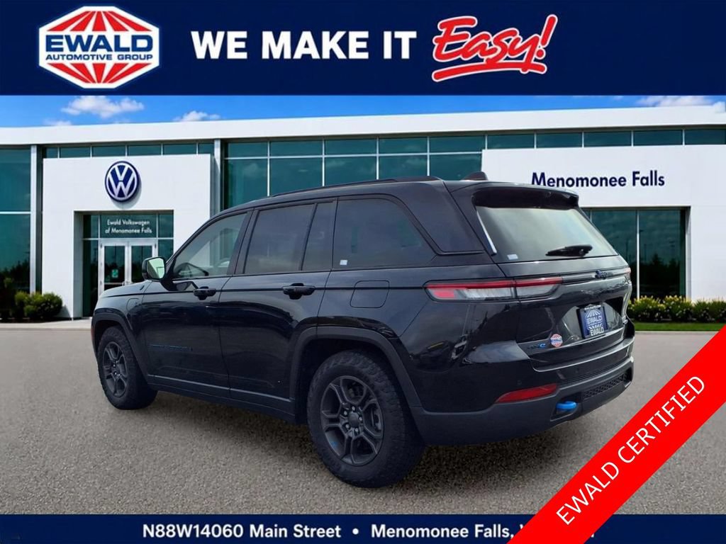 Used 2024 Jeep Grand Cherokee Trailhawk w/ Luxury Tech Group III AWD/4WD image 5