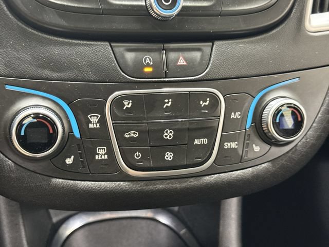 Used 2025 Chevrolet Malibu LT FWD image 17