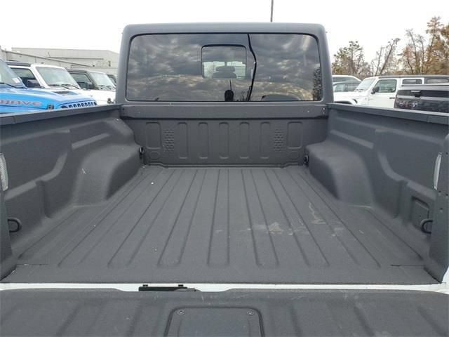 New 2023 Jeep Gladiator Sport AWD/4WD image 7