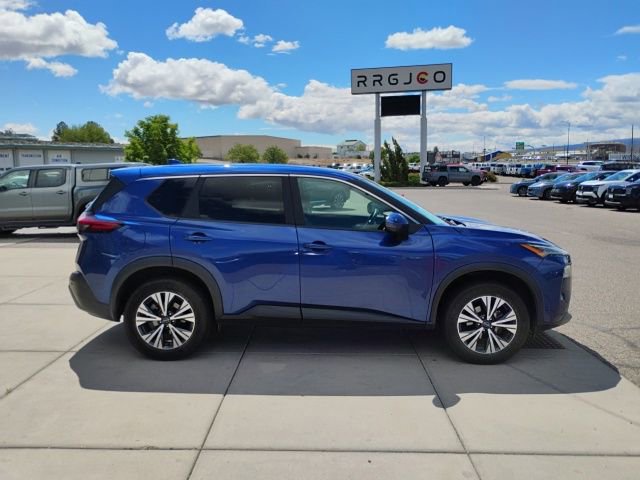 Used 2023 Nissan Rogue SV AWD/4WD image 4