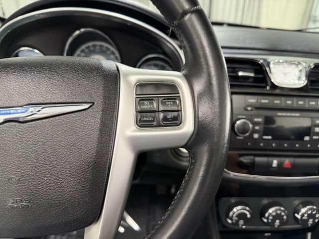 Used 2012 Chrysler 200 Touring FWD image 19