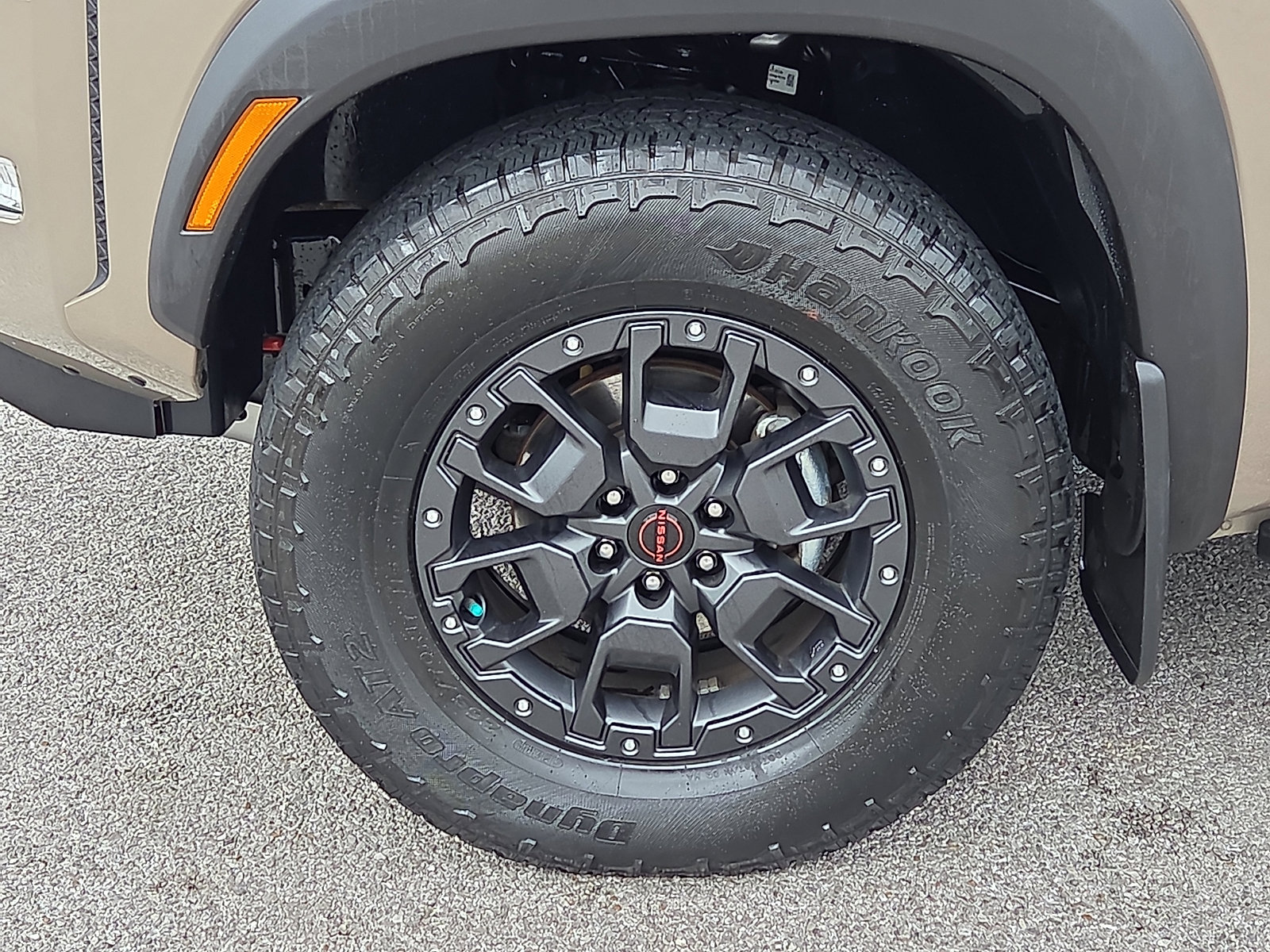 Used 2023 Nissan Frontier PRO-4X w/ Pro-4X Premium Package AWD/4WD image 7