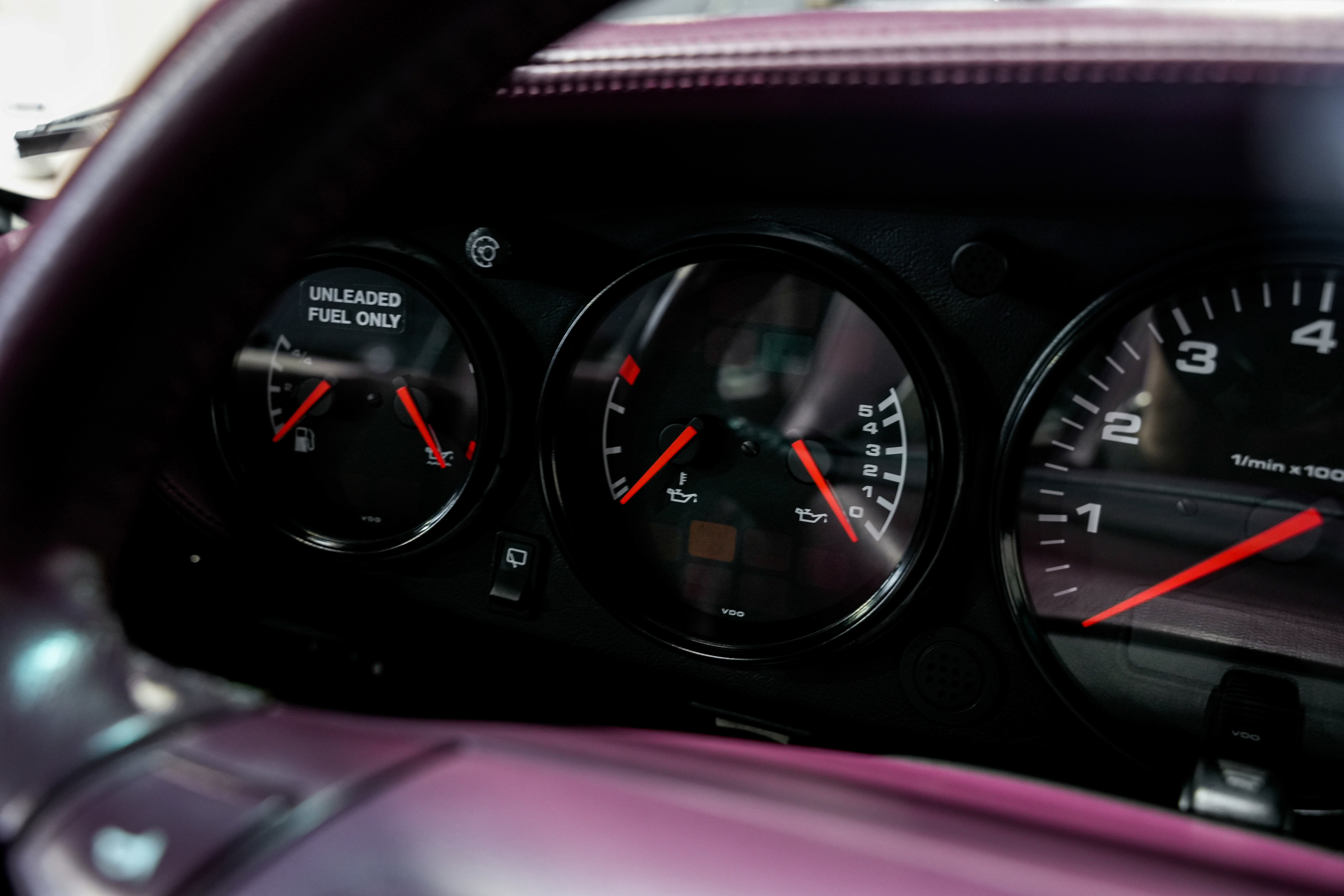Used 1994 Porsche 911 Turbo RWD image 11