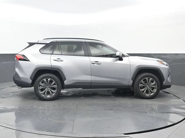 Used 2022 Toyota RAV4 XLE Premium AWD/4WD video 2