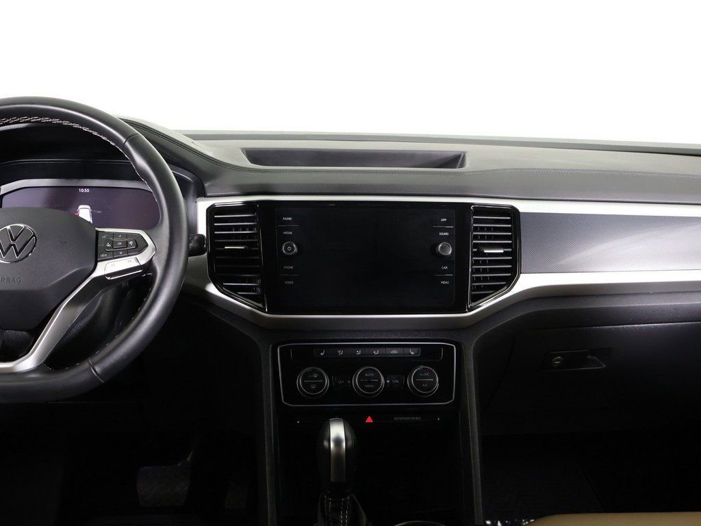 Used 2022 Volkswagen Atlas Cross Sport SE image 35