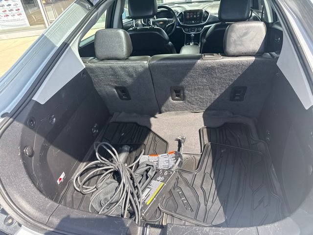 Used 2018 Chevrolet Volt Premier w/ Driver Confidence Package FWD image 27