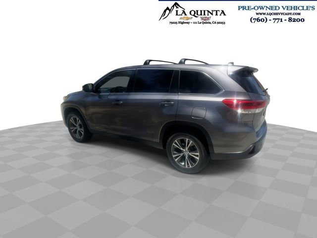 Used 2019 Toyota Highlander Plus FWD image 6