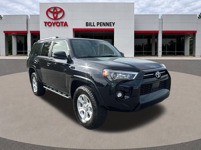 Used 2022 Toyota 4Runner SR5 Premium w/ Moonroof Package AWD/4WD image 8