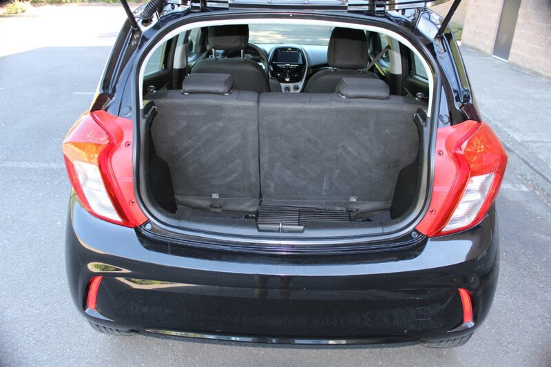 Used 2018 Chevrolet Spark LT FWD image 15