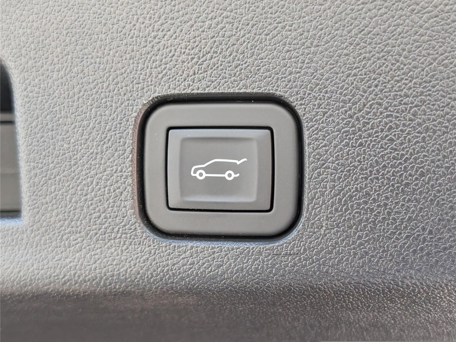 New 2027 Chevrolet Traverse Z71 w/ Enhanced Driving Package AWD/4WD image 12