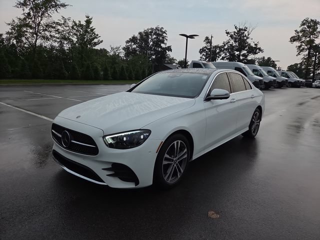 Used 2023 Mercedes-Benz E 350 4MATIC Sedan image 7