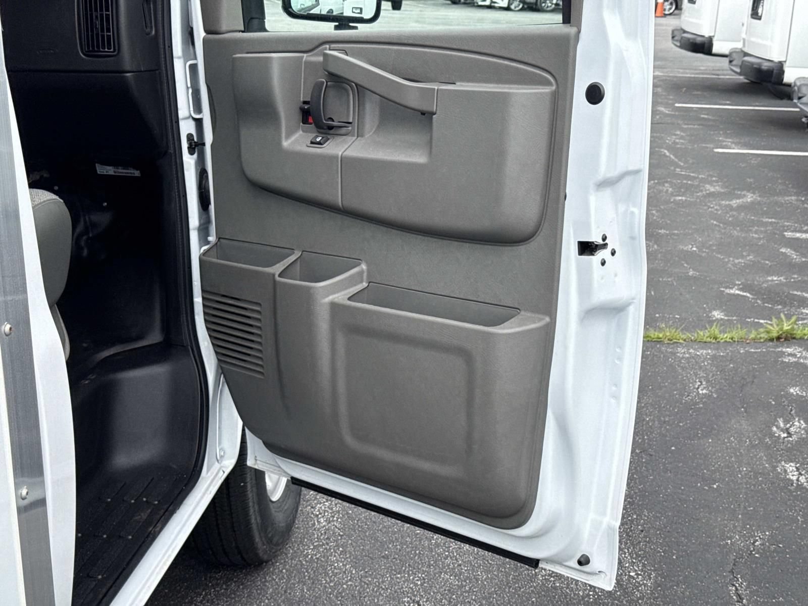 New 2026 Chevrolet Express 3500 w/ Power Convenience Package RWD image 10