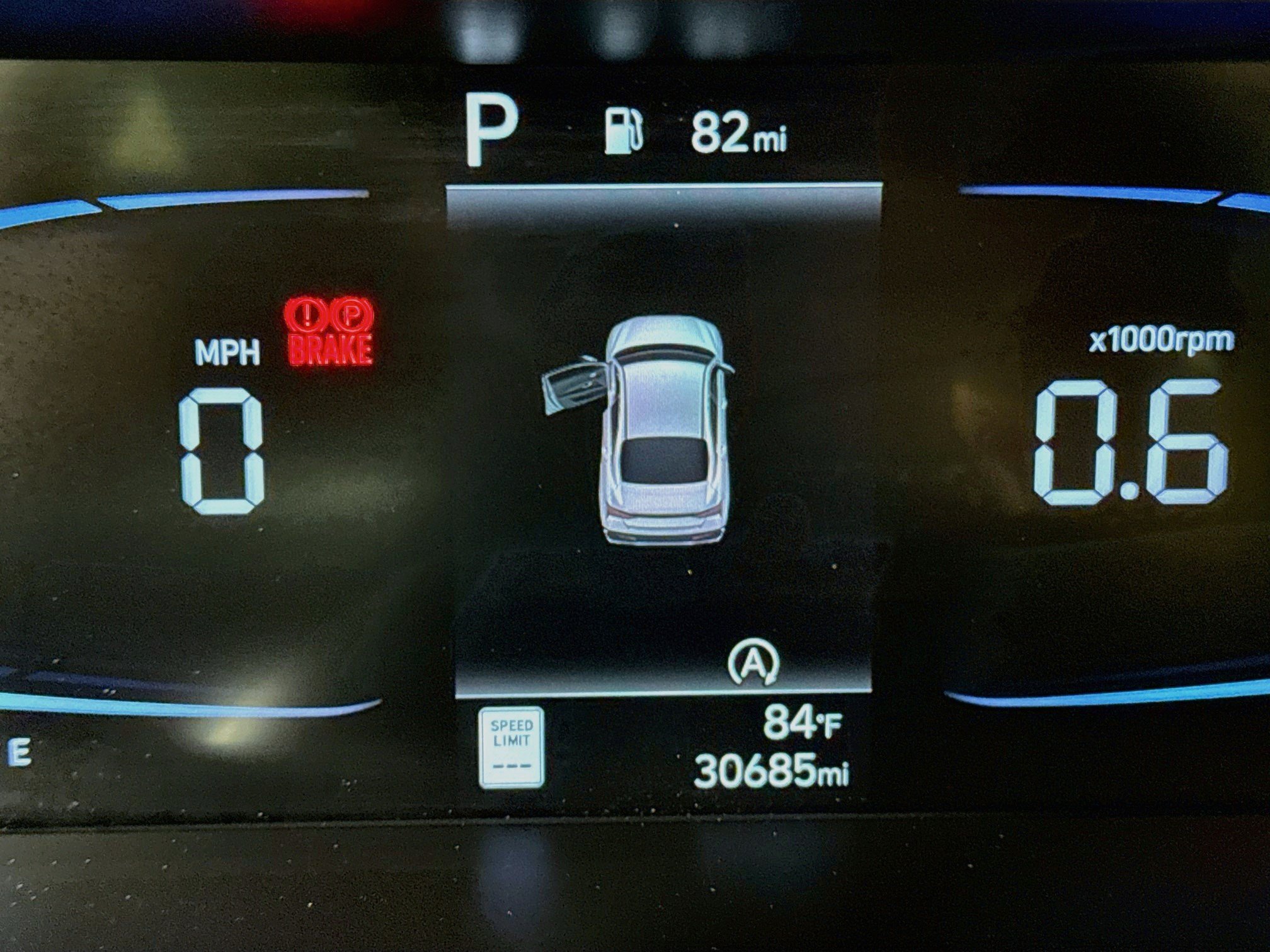 Used 2025 Hyundai Elantra SE FWD image 16