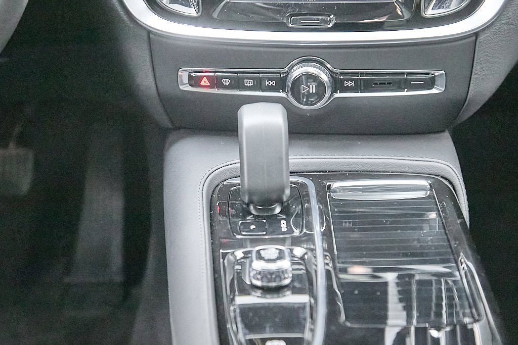 Certified 2025 Volvo S60 T8 Plus w/ Climate Package image 30