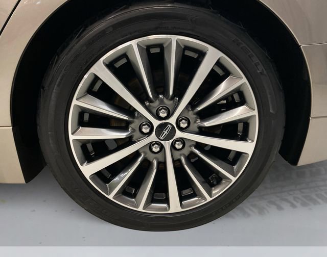 Used 2019 Lincoln MKZ Reserve image 17