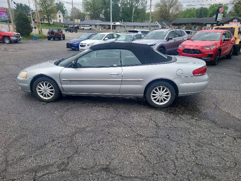 Used 2001 Chrysler Sebring LXi FWD image 3
