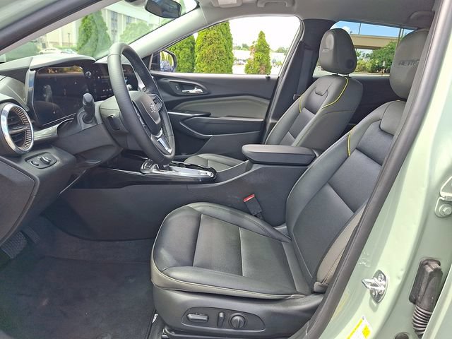 Certified 2025 Chevrolet Trax ACTIV w/ Driver Confidence Package FWD image 14