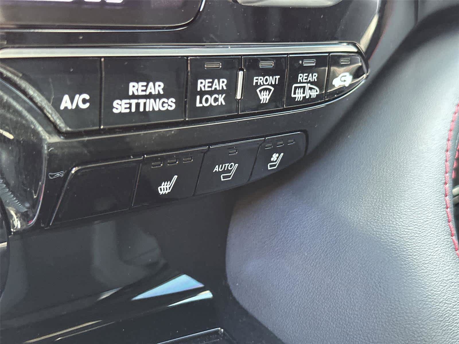 Used 2025 Acura MDX A-Spec AWD/4WD image 36
