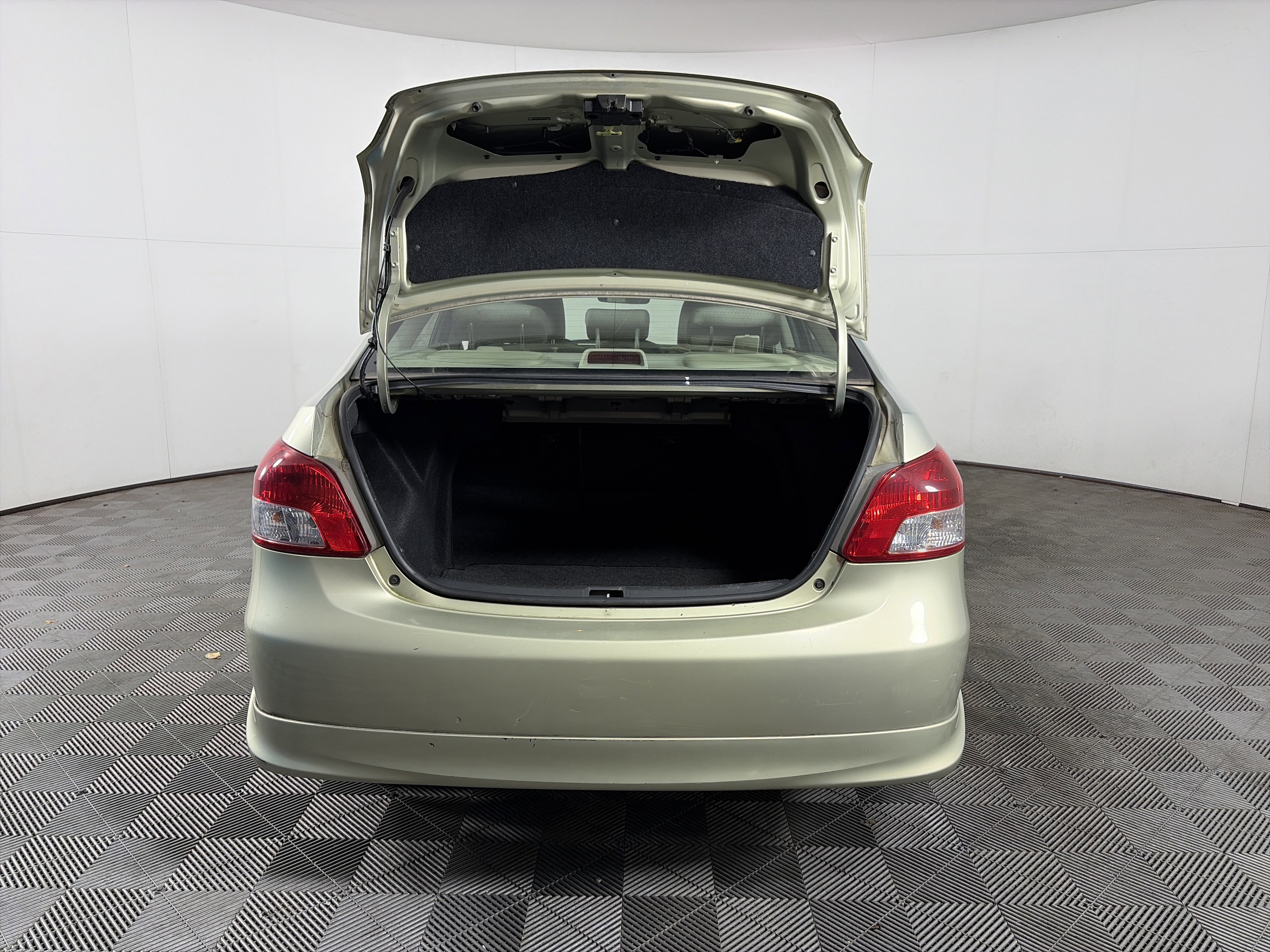 Used 2007 Toyota Yaris Sedan image 20