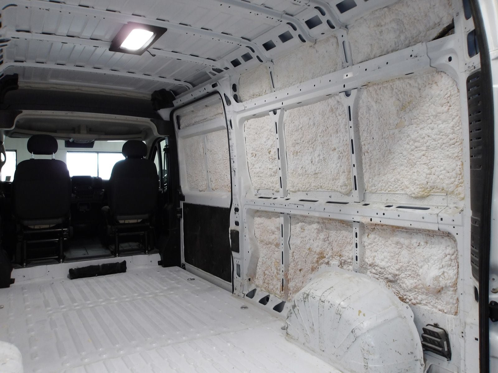 Used 2024 RAM ProMaster 2500 w/ Convenience Group FWD image 20
