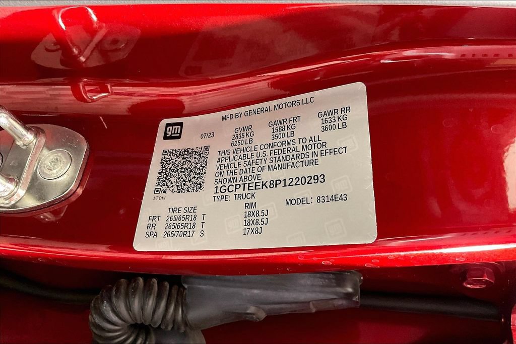 Used 2023 Chevrolet Colorado Trail Boss w/ Technology Package AWD/4WD image 40