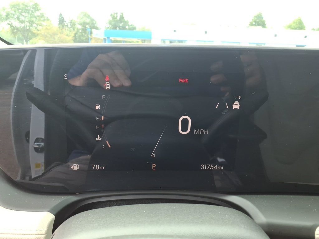 Used 2024 Buick Encore GX Avenir w/ Avenir Convenience Package AWD/4WD image 16