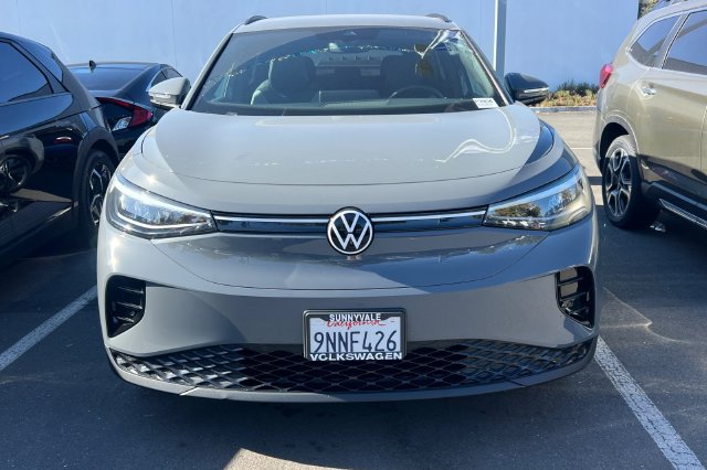 Used 2024 Volkswagen ID.4 2WD image 3