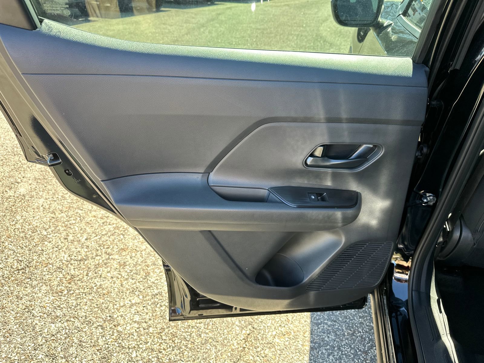 New 2026 Nissan Kicks S FWD image 21
