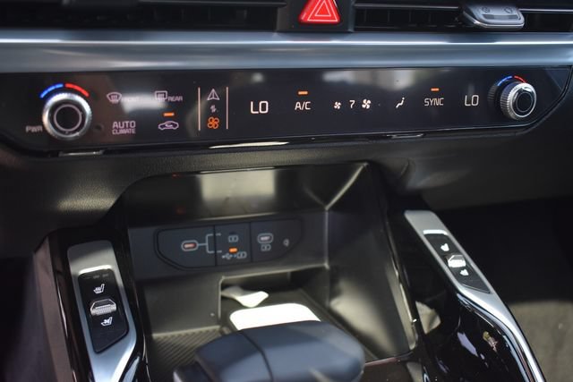 New 2026 Kia Sorento SX AWD/4WD image 32