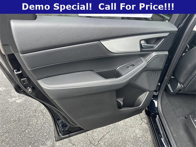 Used 2026 Acura MDX SH-AWD image 14