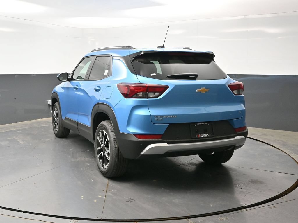 New 2026 Chevrolet TrailBlazer LT w/ LT Cold Weather Package AWD/4WD image 10