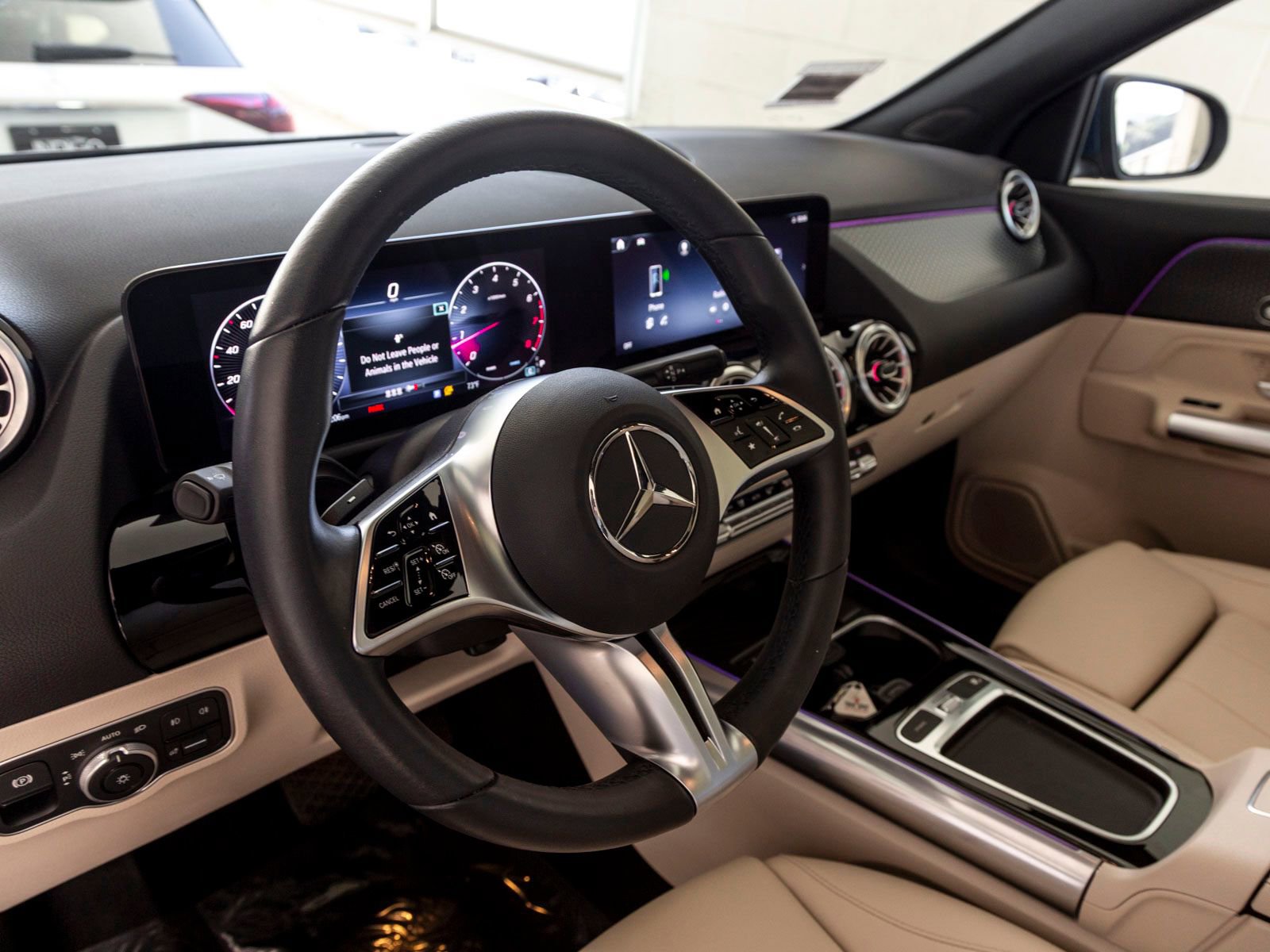 Used 2025 Mercedes-Benz GLA 250 image 18