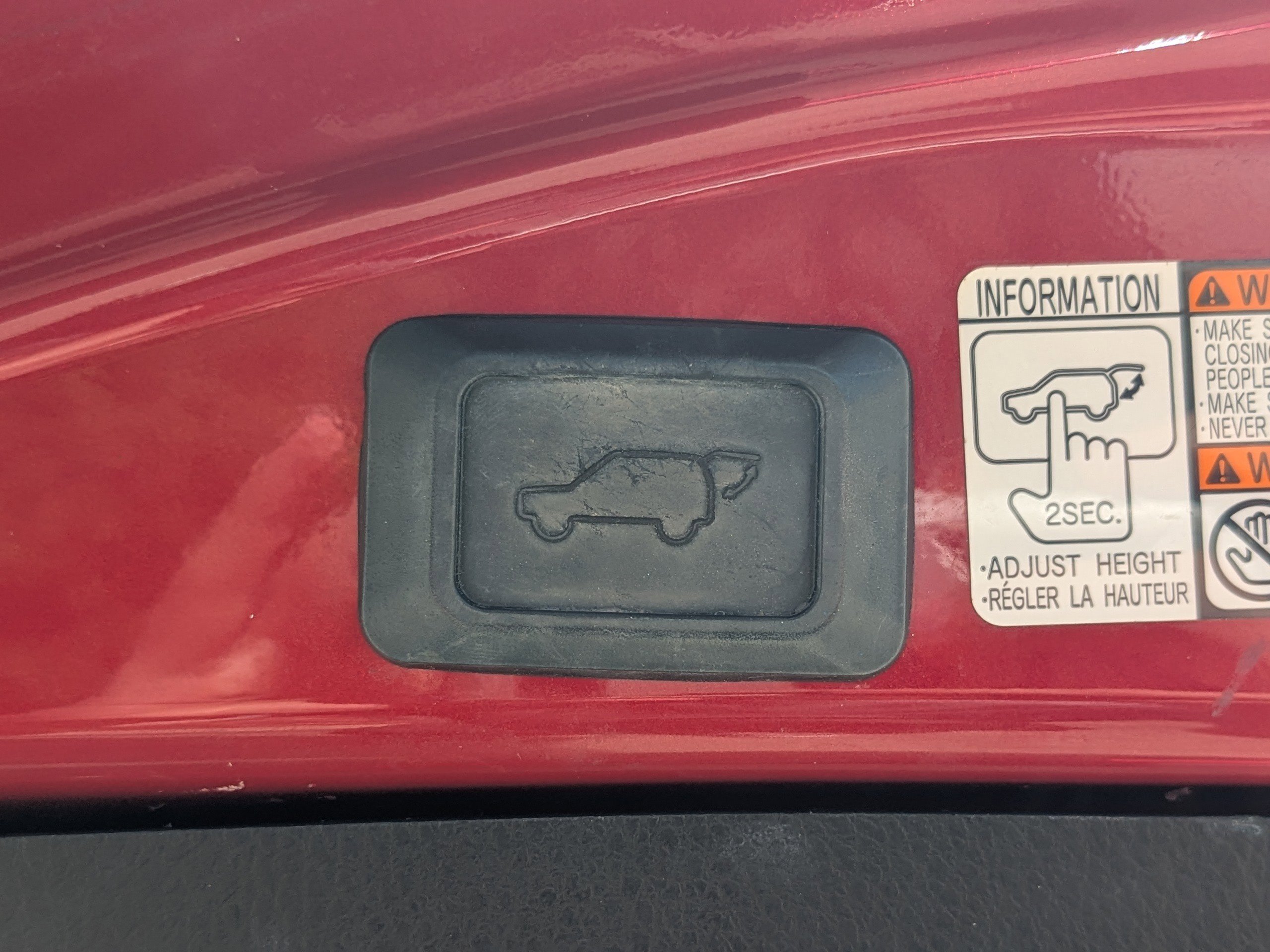 Used 2017 Toyota RAV4 XLE image 14