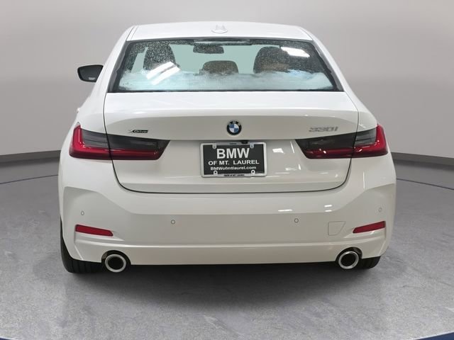 Certified 2025 BMW 330i xDrive Sedan w/ Convenience Package image 6