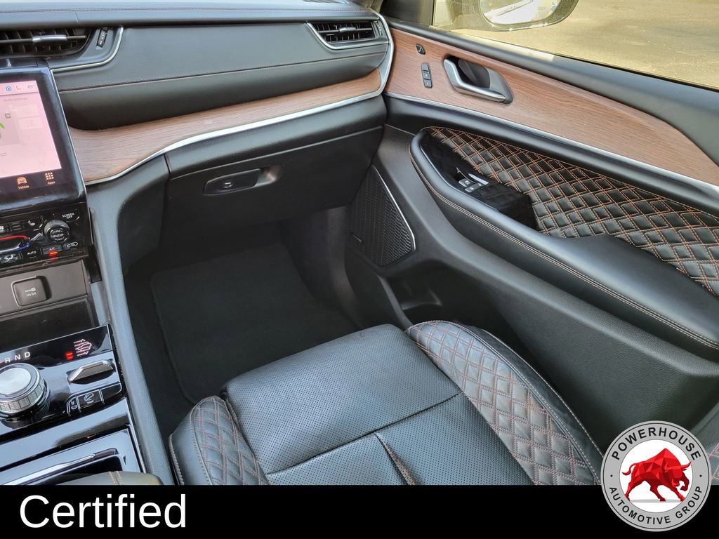 Used 2024 Jeep Grand Cherokee L Summit w/ High Altitude Package image 23