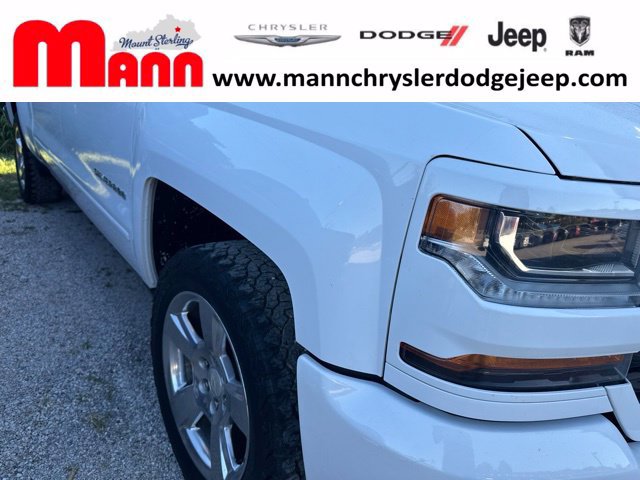 Used 2017 Chevrolet Silverado 1500 LT w/ All Star Edition AWD/4WD image 28