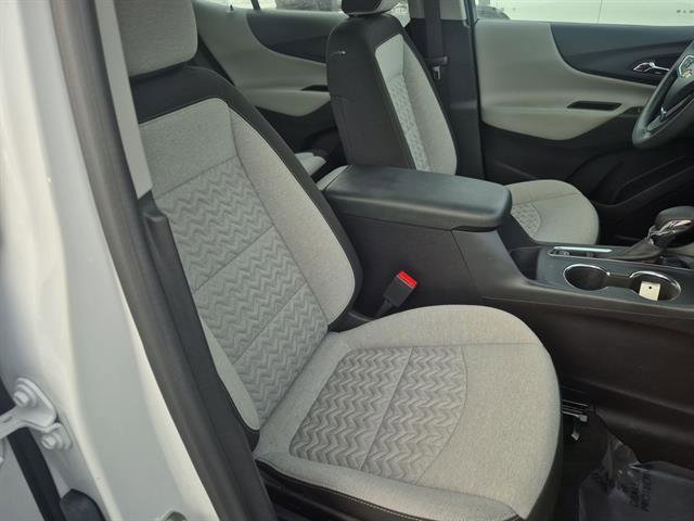 Used 2024 Chevrolet Equinox LS w/ Driver Confidence II Package image 25