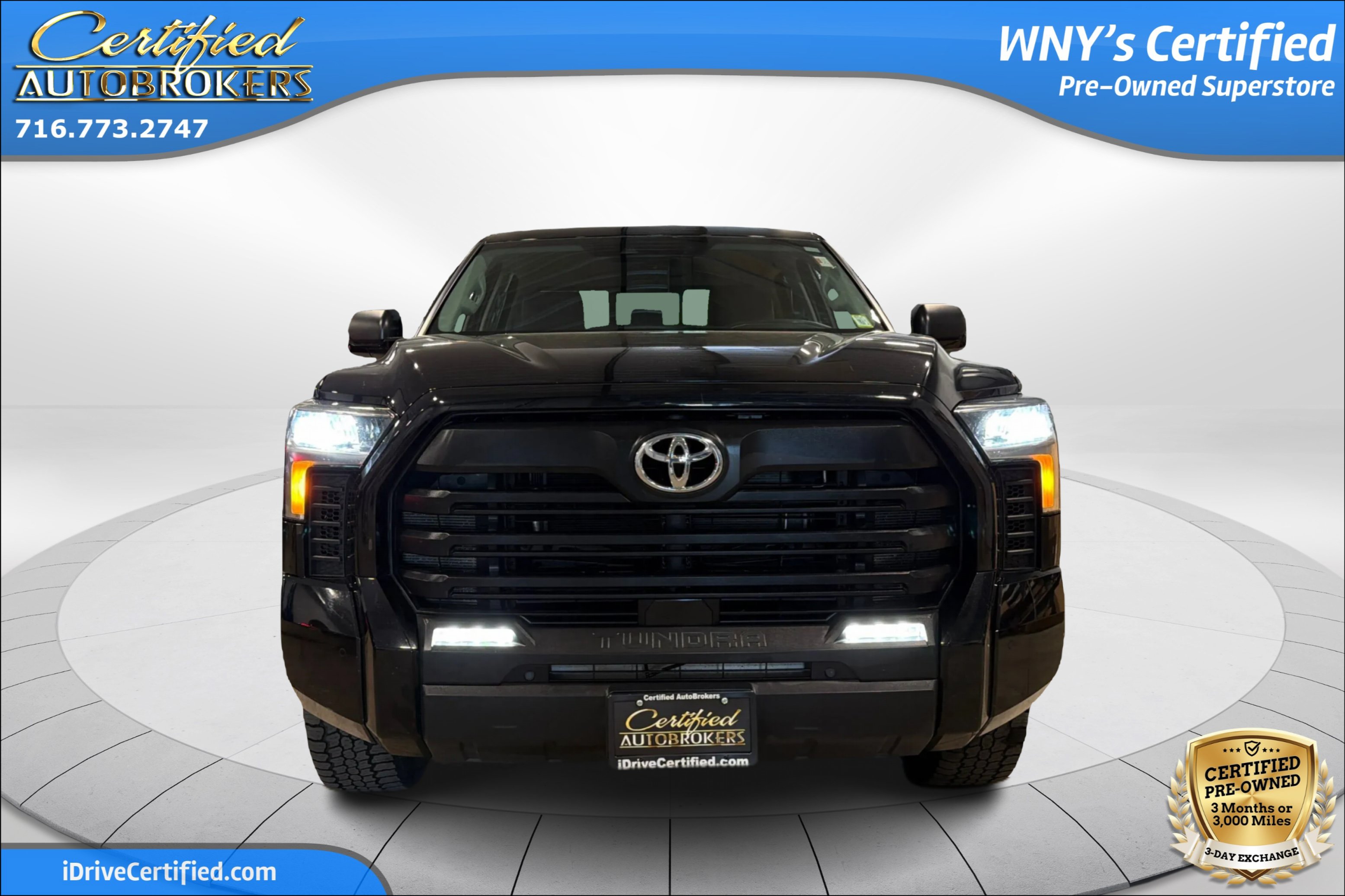Used 2022 Toyota Tundra SR5 AWD/4WD image 2