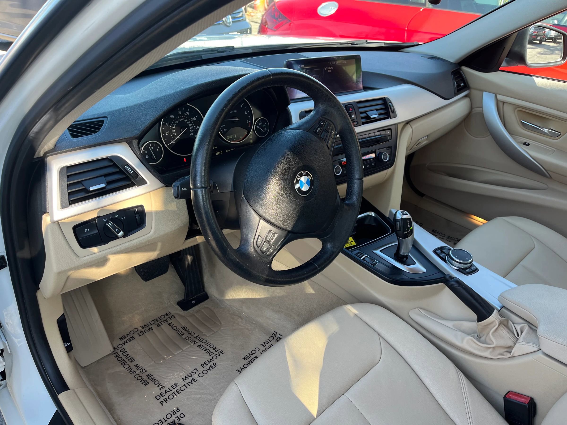 Used 2015 BMW 320i Sedan image 9