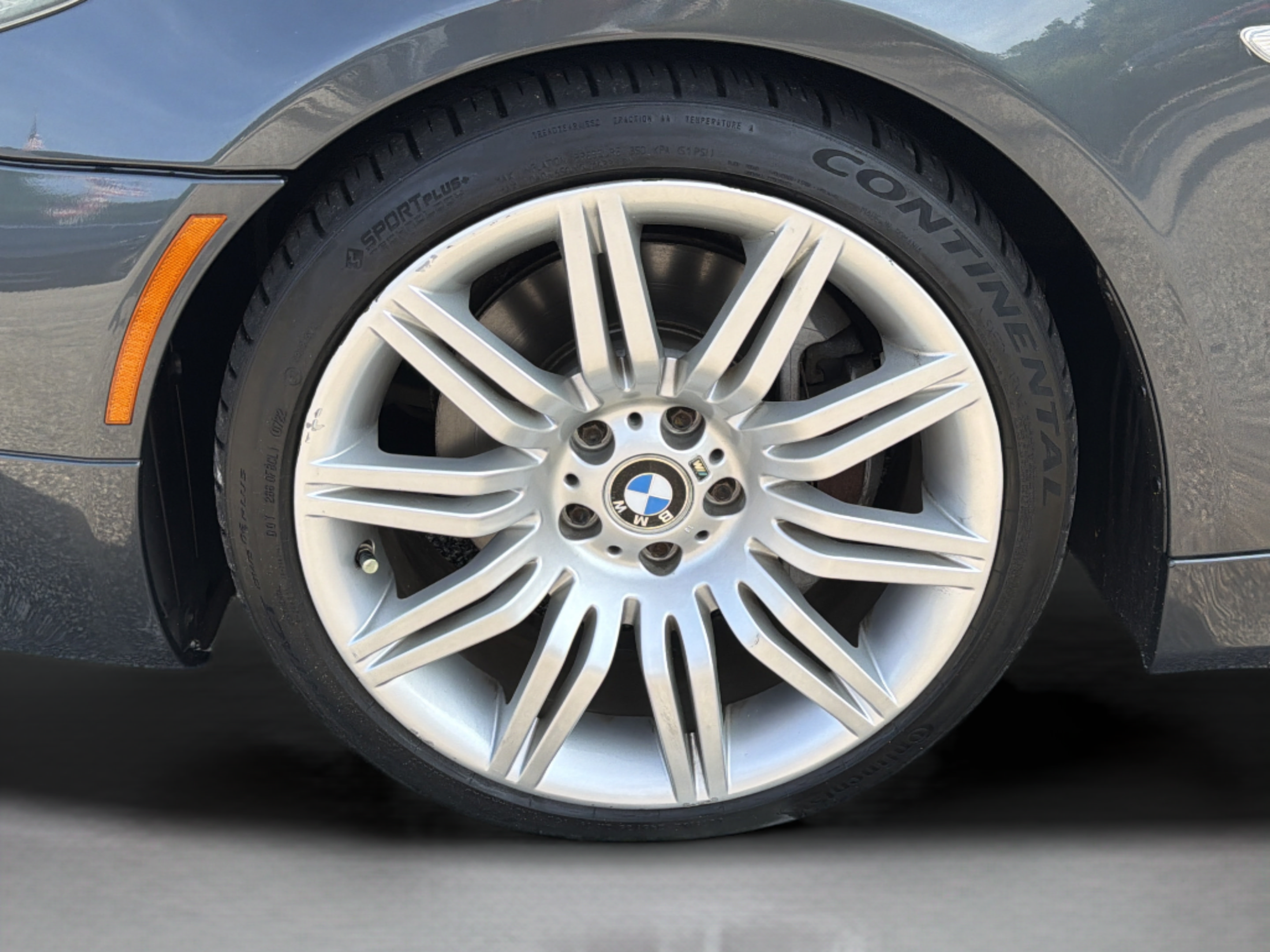 Used 2008 BMW 550i Sedan RWD image 32