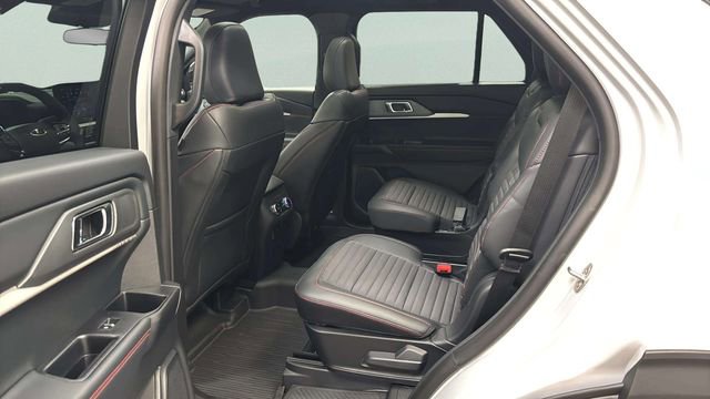 New 2026 Ford Explorer ST-Line AWD/4WD image 24