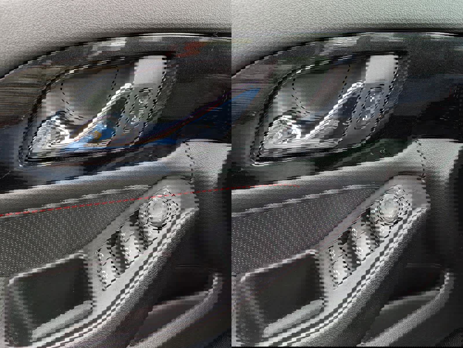 Certified 2023 Chevrolet Traverse RS image 19