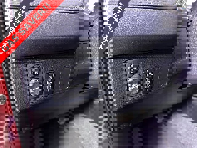 Used 2016 Toyota RAV4 LE image 18