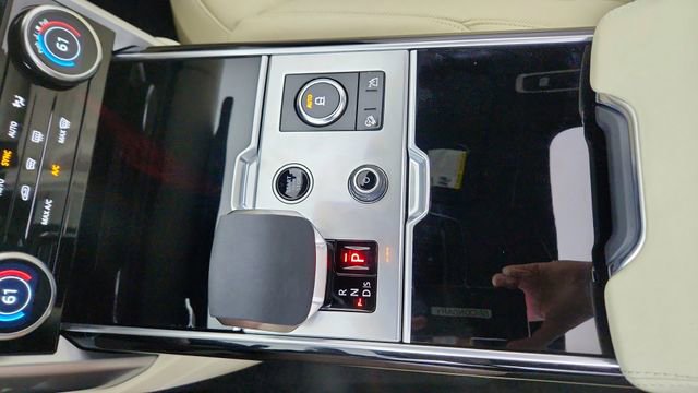 Used 2023 Land Rover Range Rover SE AWD/4WD image 47