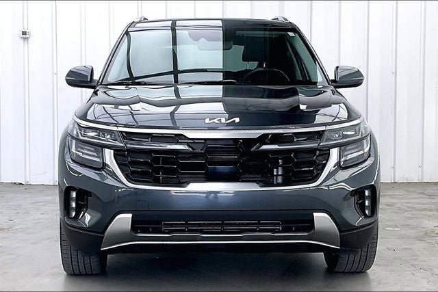 Used 2024 Kia Seltos SX w/ SX Sunroof Package AWD/4WD image 3