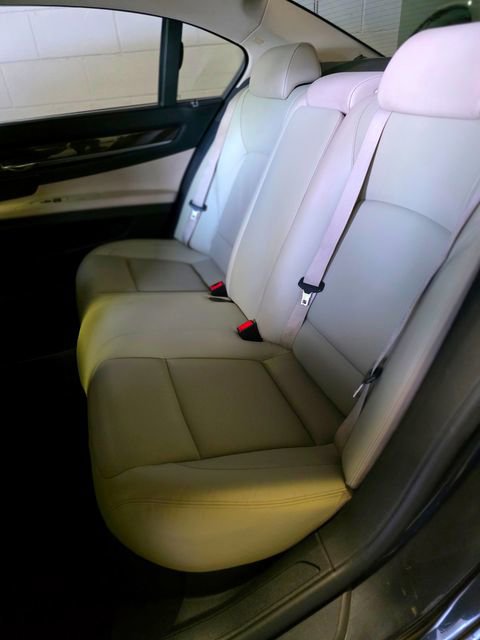 Used 2012 BMW ALPINA B7 image 23