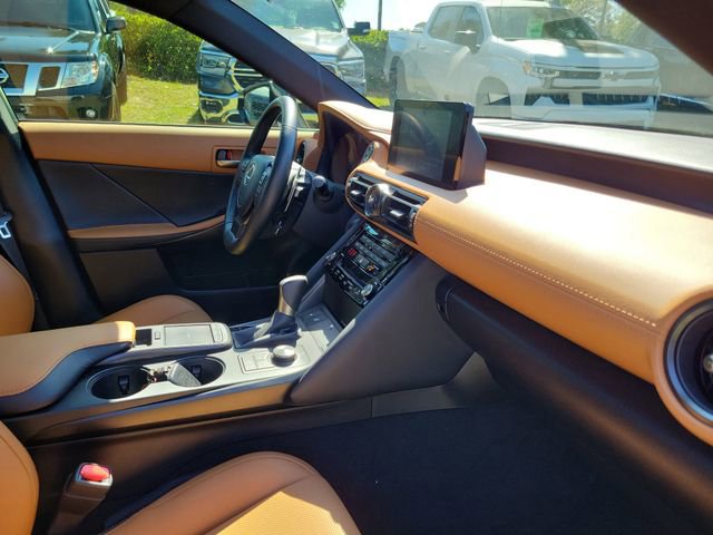 Used 2025 Lexus IS 350 F Sport w/ Accessory Package RWD image 33